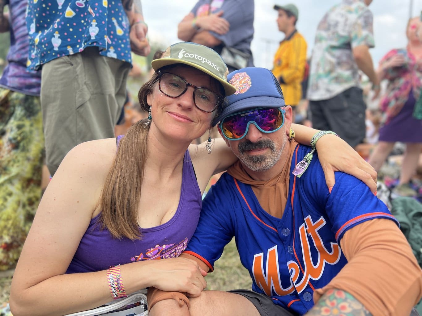 couple at music festival